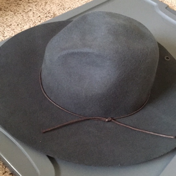 hat - Picture 2 of 2